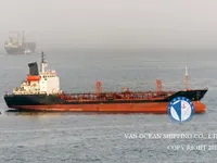 Navio-tanque de óleo/produtos químicos à venda