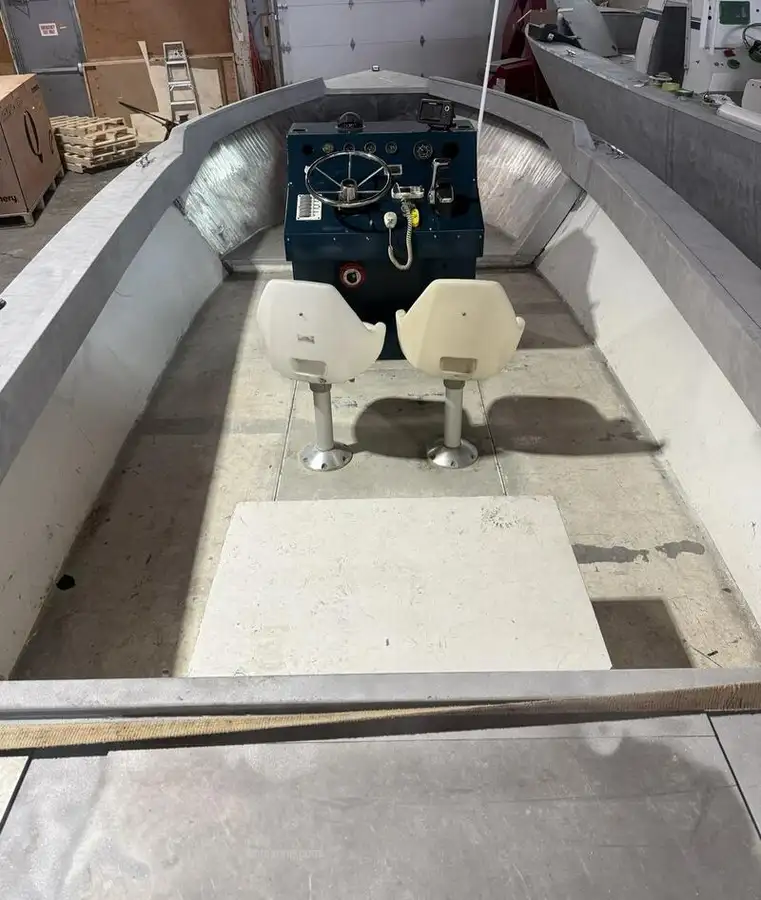 Barcos de trabalho à venda