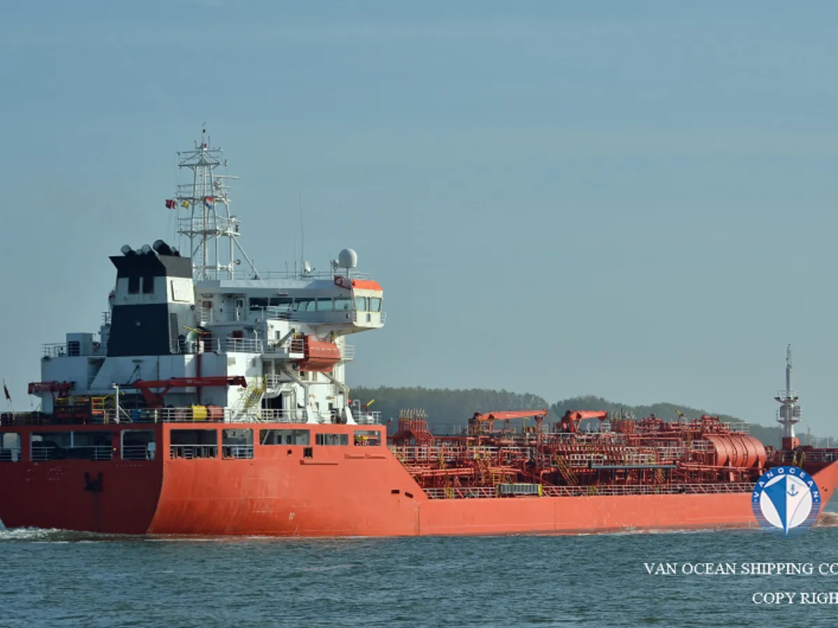 Navio-tanque de óleo/produtos químicos à venda