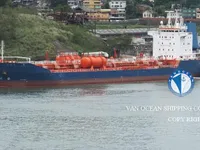 Navio-tanque de óleo/produtos químicos à venda