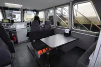 Barco de tripulação à venda
