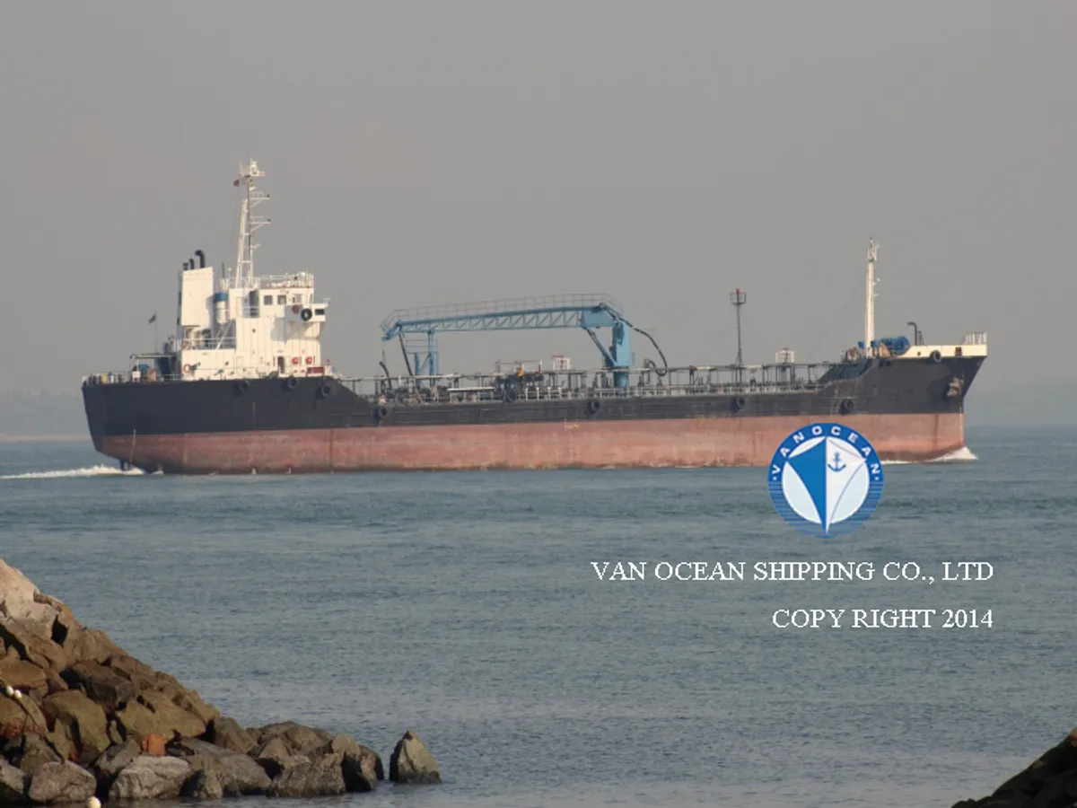 Navio-tanque de óleo/produtos químicos à venda