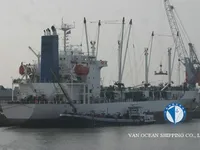 Navio frigorífico à venda