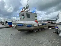 Barco patrulha à venda