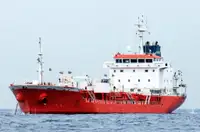Oil/Chemical tanker à venda