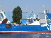 Navio de pesca de arrasto à venda