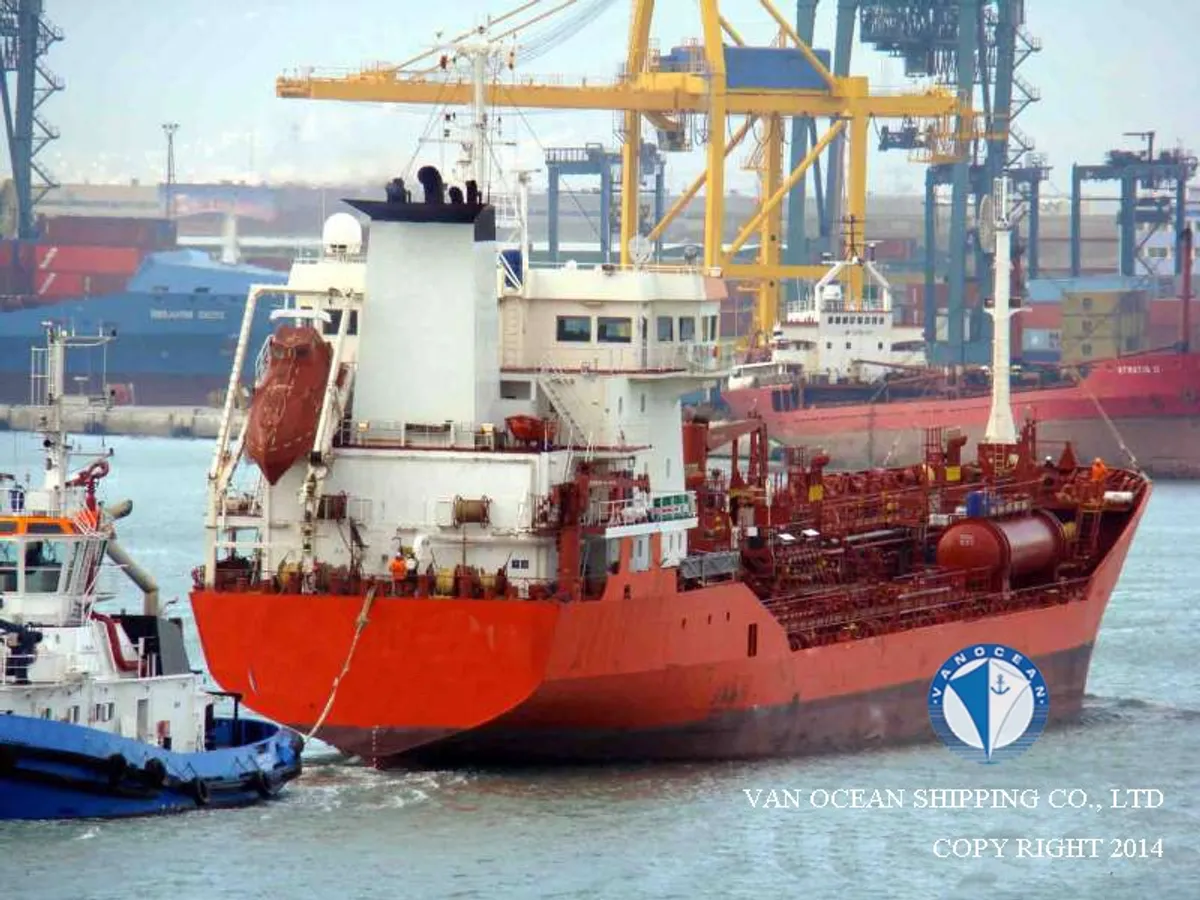 Navio-tanque de óleo/produtos químicos à venda