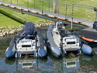 Bote inflável rígido à venda