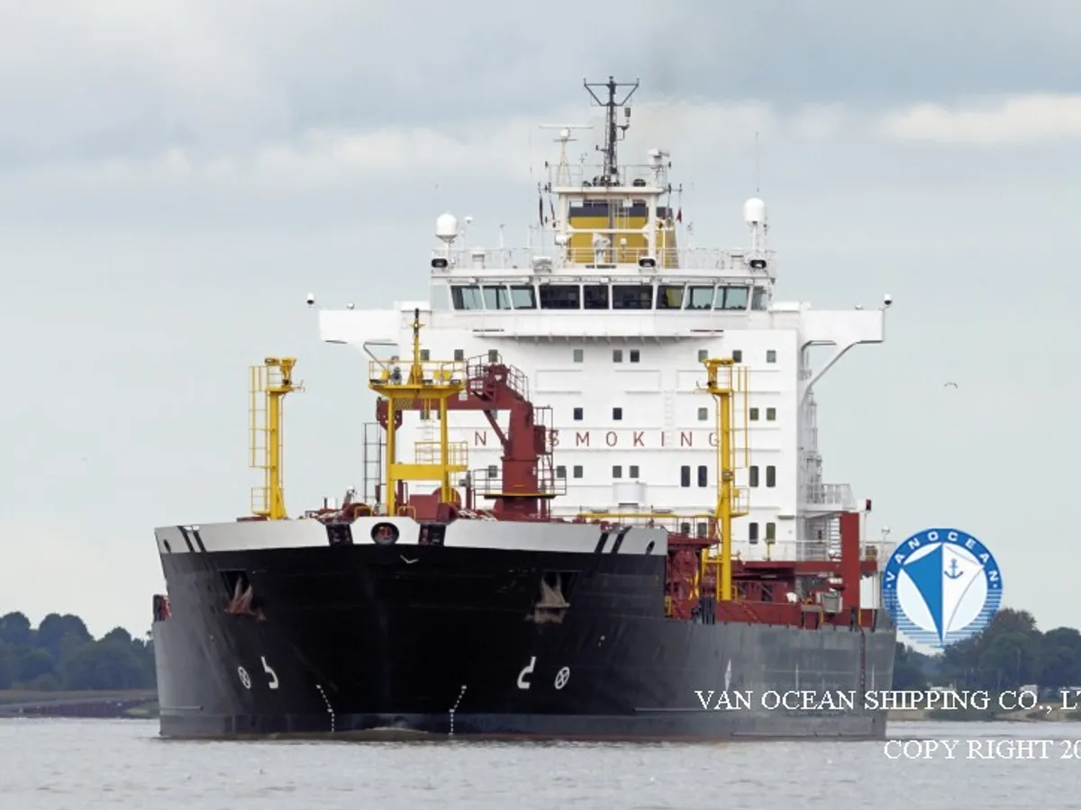 Navio-tanque de óleo/produtos químicos à venda
