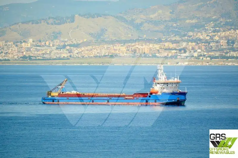 Navio graneleiro à venda