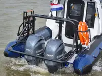 Navio porta-contêineres à venda