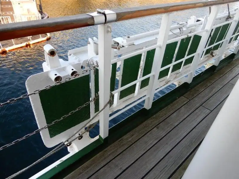 Navio de cruzeiro à venda