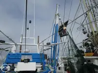 Navio de pesca de arrasto à venda