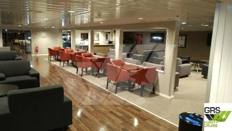 Navio RoPax à venda