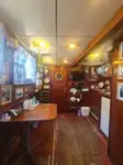 Navio de combate a incêndios à venda
