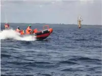 Navio de resgate à venda