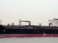 Navio-tanque de óleo/produtos químicos à venda