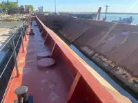 Rebocador à venda