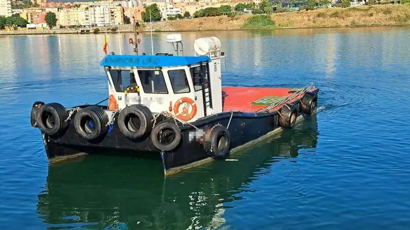 Barcos de trabalho à venda