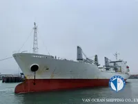 Navio frigorífico à venda