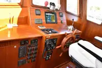 Navio de pesca de arrasto à venda