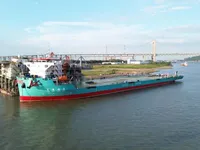 Navio de transporte de cargas pesadas à venda