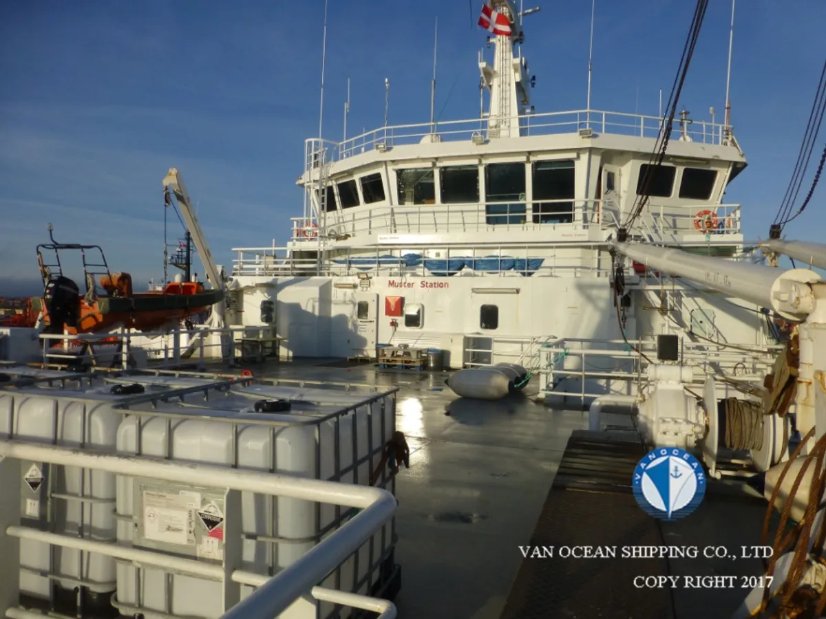 Navio de pesca de arrasto à venda
