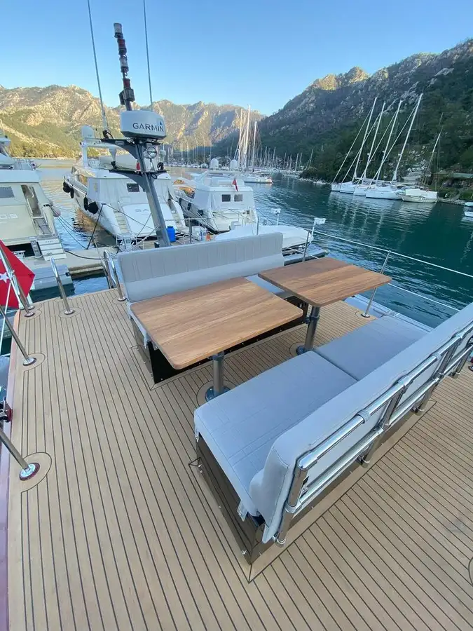 Balsa de desembarque, tanque à venda