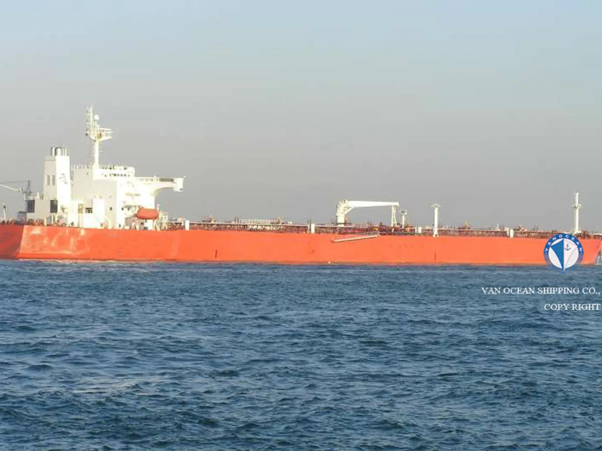 Navio-tanque de óleo/produtos químicos à venda