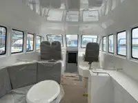 Barco de tripulação à venda