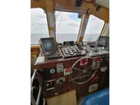 Barco de tripulação à venda
