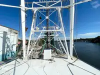 Navio de pesca de arrasto à venda