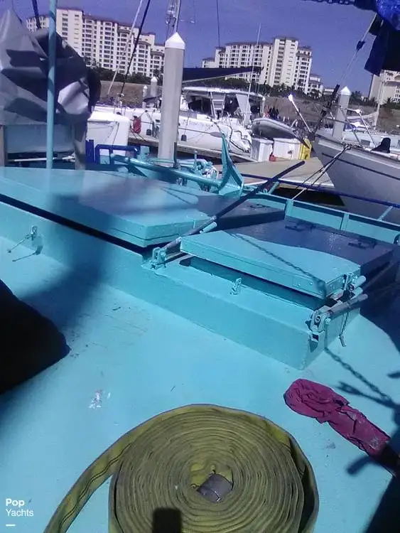 Navio de pesca de arrasto à venda