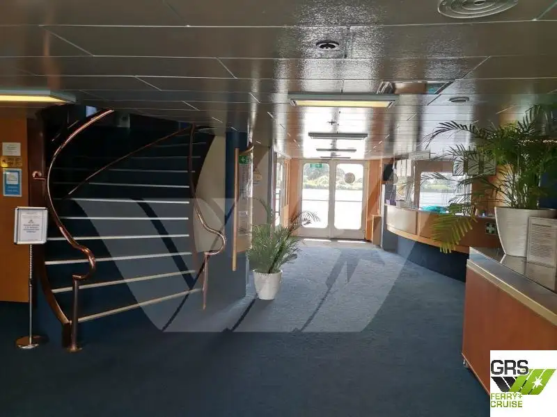 Navio de cruzeiro à venda