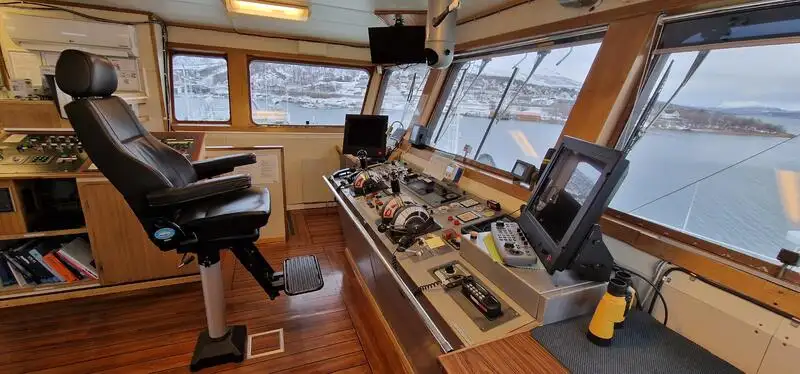 Navio-tanque de combustível à venda