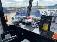 Navio porta-contêineres à venda