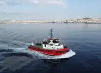 Rebocador à venda