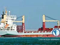 Navio frigorífico à venda