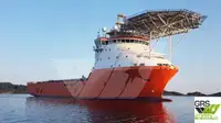 Navio de abastecimento à venda