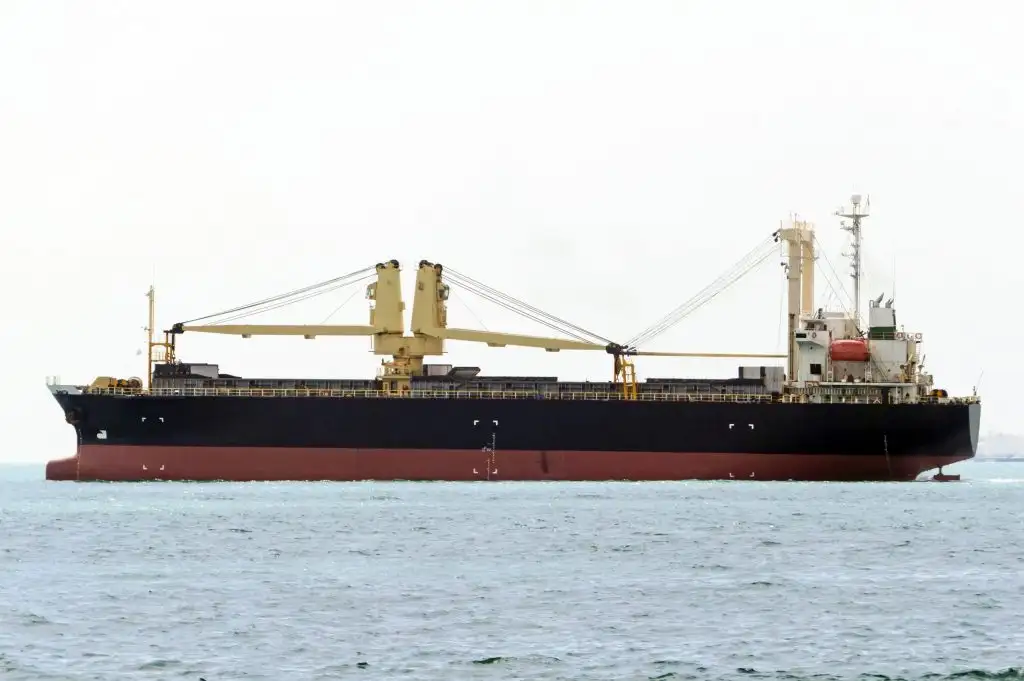 Navio graneleiro à venda