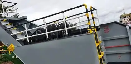 Balsa de desembarque, tanque à venda