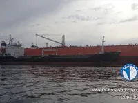 Navio-tanque de óleo/produtos químicos à venda
