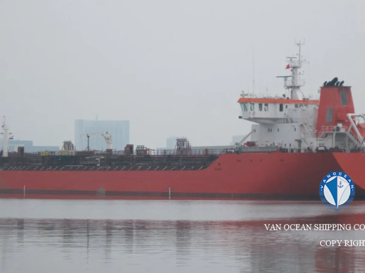 Navio-tanque de óleo/produtos químicos à venda