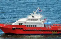 Barco de tripulação à venda