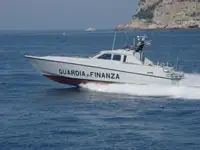 Navio de patrulha à venda