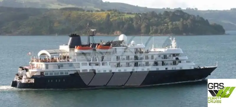 Navio de cruzeiro à venda