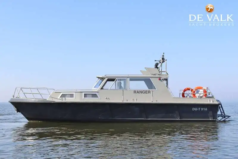 Navio de patrulha à venda