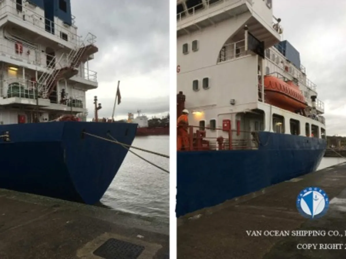 Navio-tanque de óleo/produtos químicos à venda