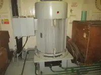Navio frigorífico à venda