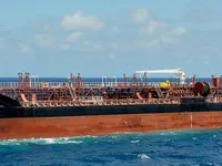 Navio-tanque de óleo/produtos químicos à venda